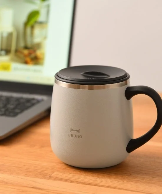 BRUNO 蓋つきステンレスマグ