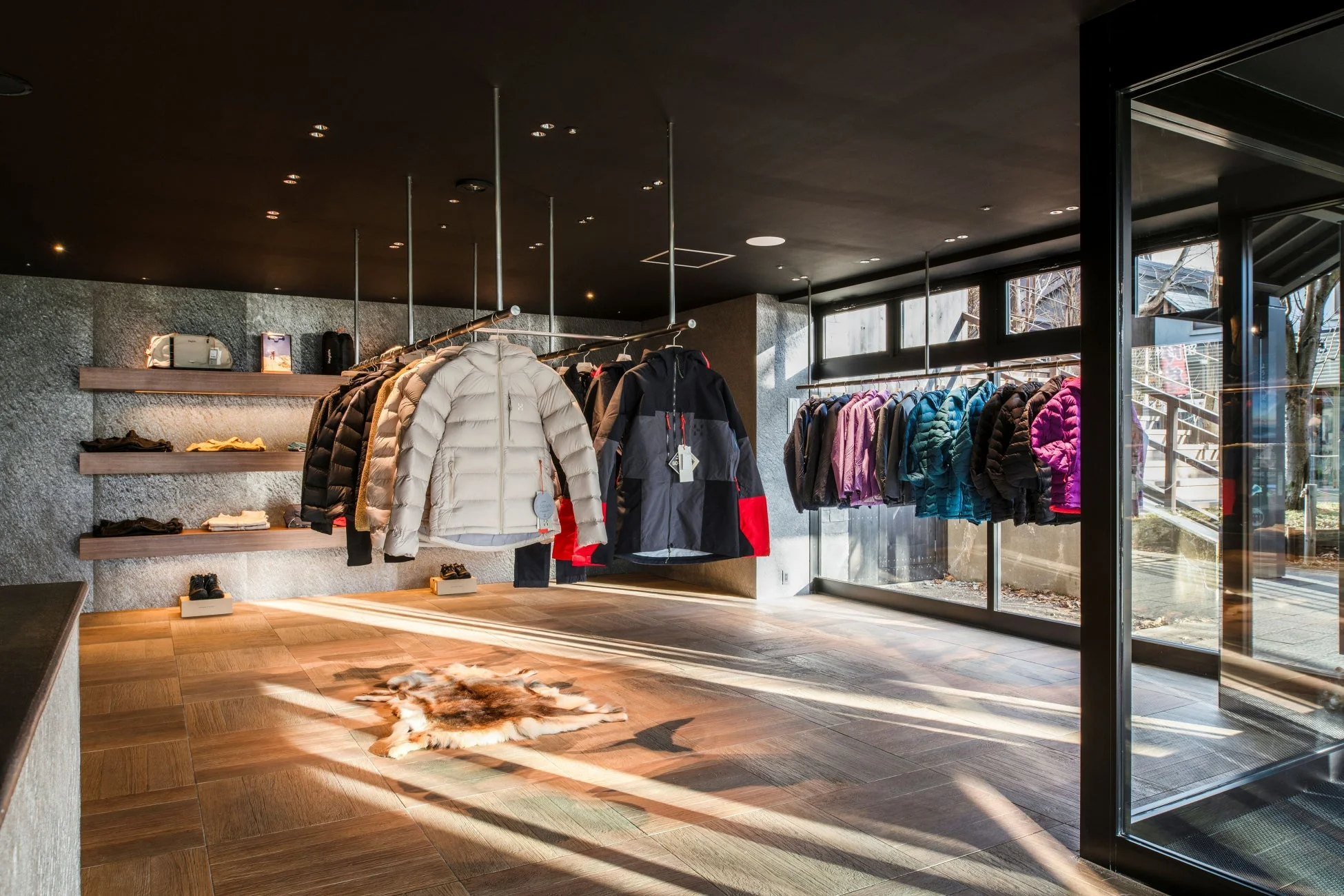 ホグロフス製品