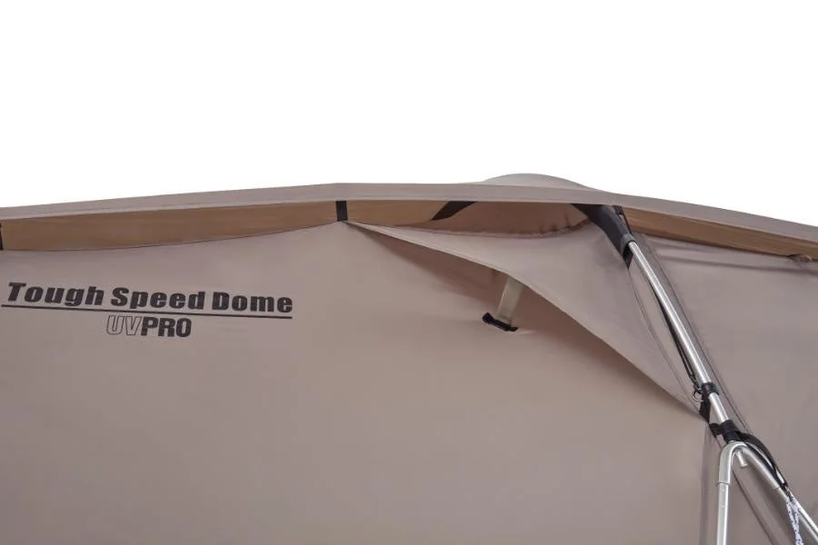 テントポール部分とUVPROロゴ