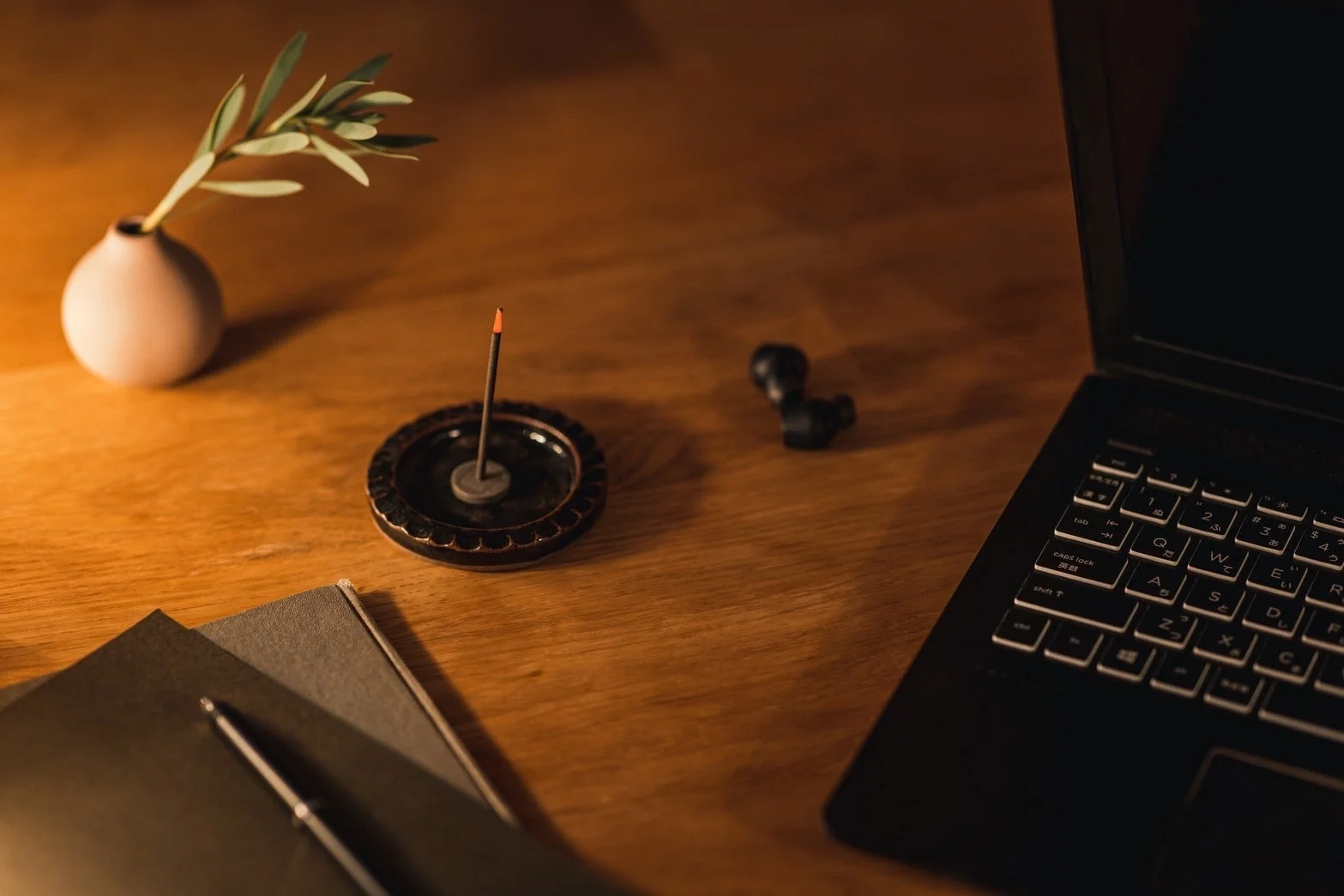 デスクでのお香