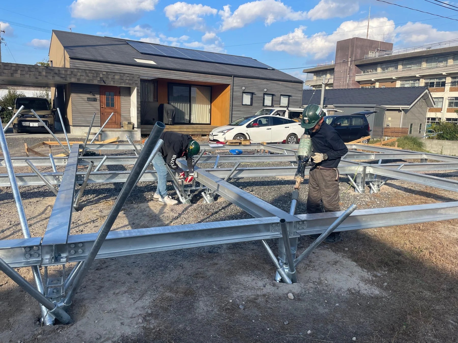 スパイクフレーム工法の現場