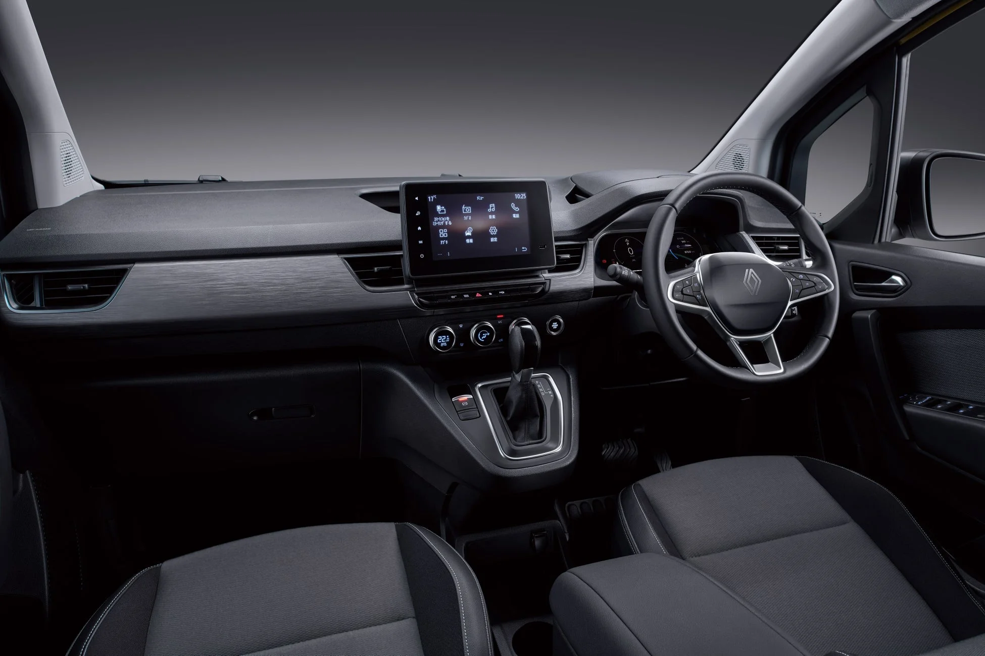 ルノー グランカングー 運転席とインフォテインメントシステム