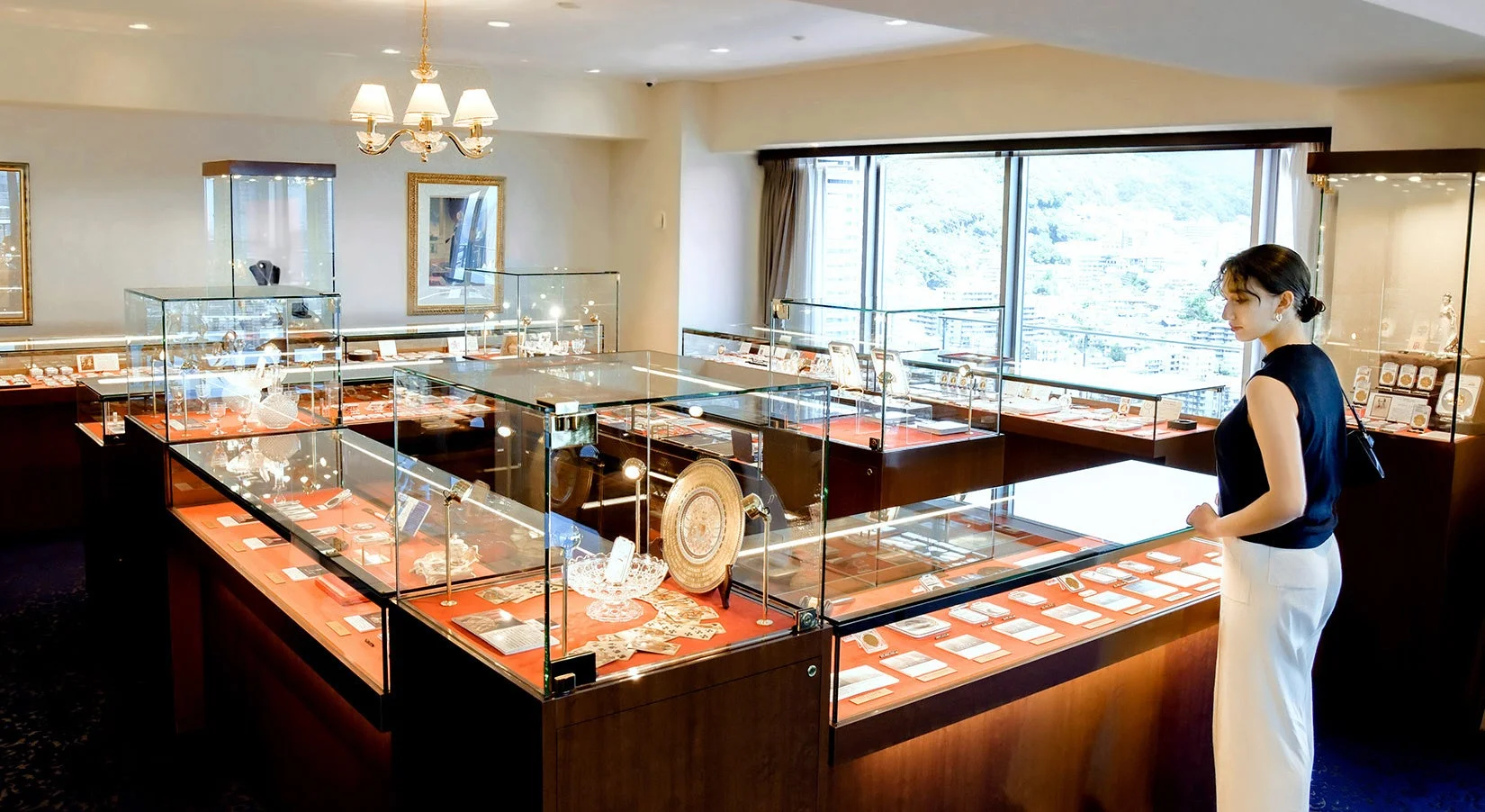 コインパレスのショールーム