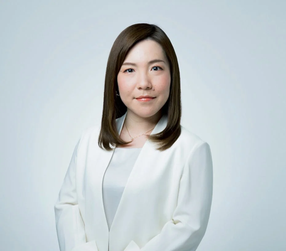 篠田尚子氏