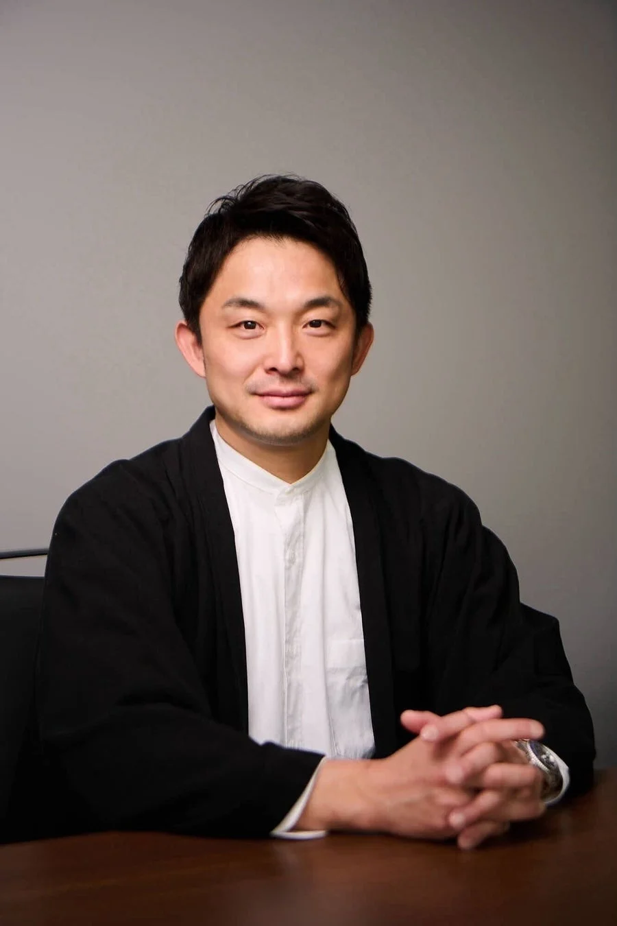 高将司氏のポートレート